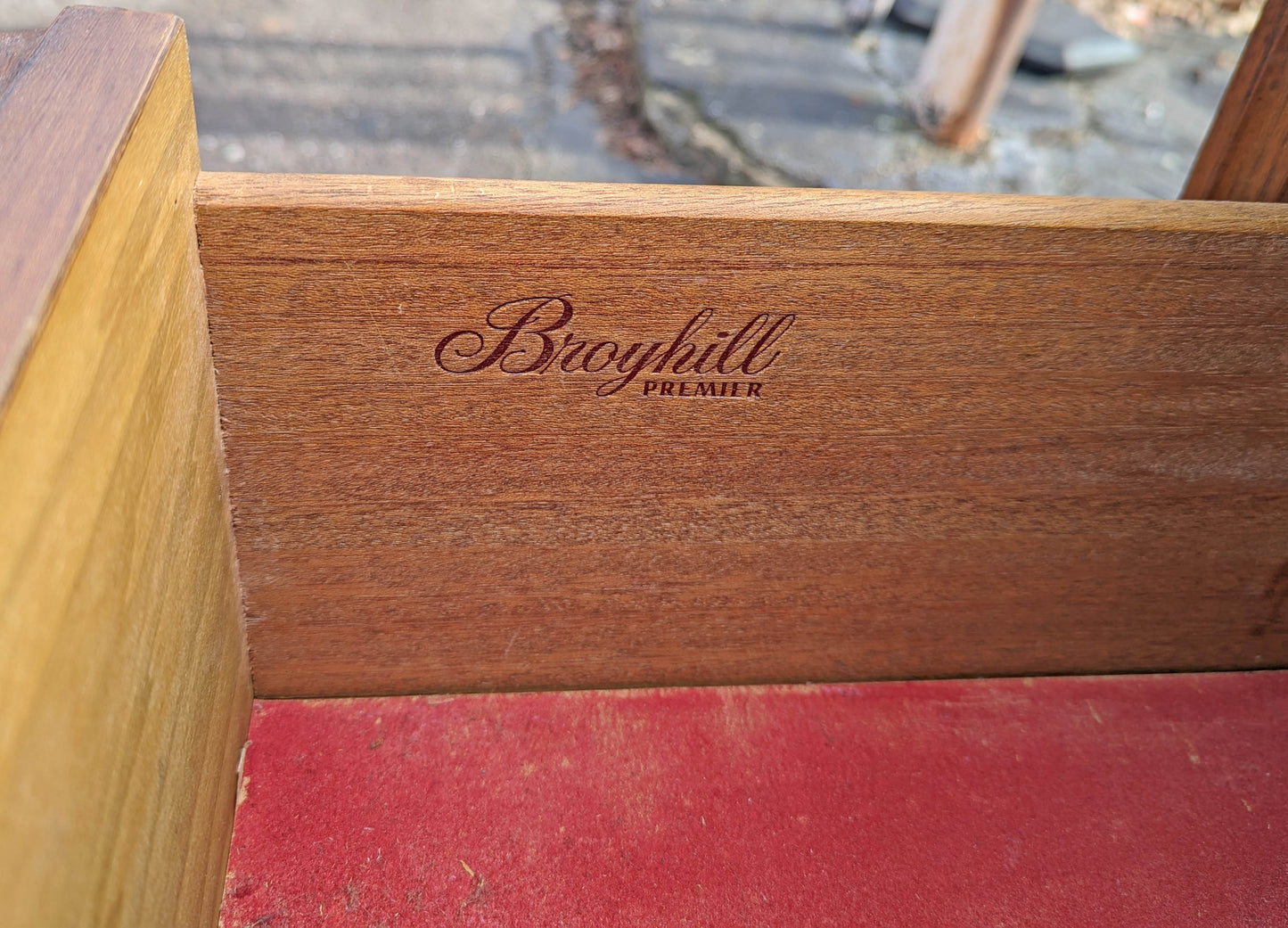 Pair Vintage Old Reclaimed Salvaged "Broyhill" Antique Brass Dresser Chest Desk Drawer Furniture Bail Pulls Handles