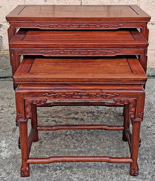 Set of Vintage Antique Chinese Oriental Solid Rosewood Wood Wooden Carved Serpentine Square Nesting Nested Stacked Stand Side Accent Tables