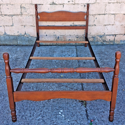 Vintage Antique Old Reclaimed Salvaged Colonial Traditional Style SOLID Maple Wood Wooden Twin Size Bed Frame Head Foot Board Set