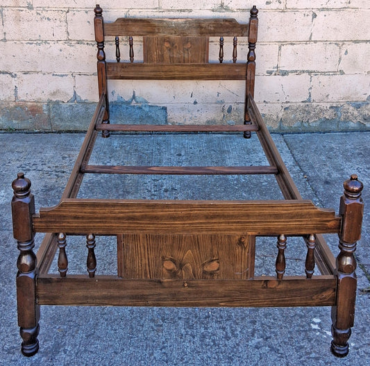 Vintage Antique Old Reclaimed Salvaged Colonial Traditional Style Wood Wooden Twin Size Bed Frame Head Foot Board Set
