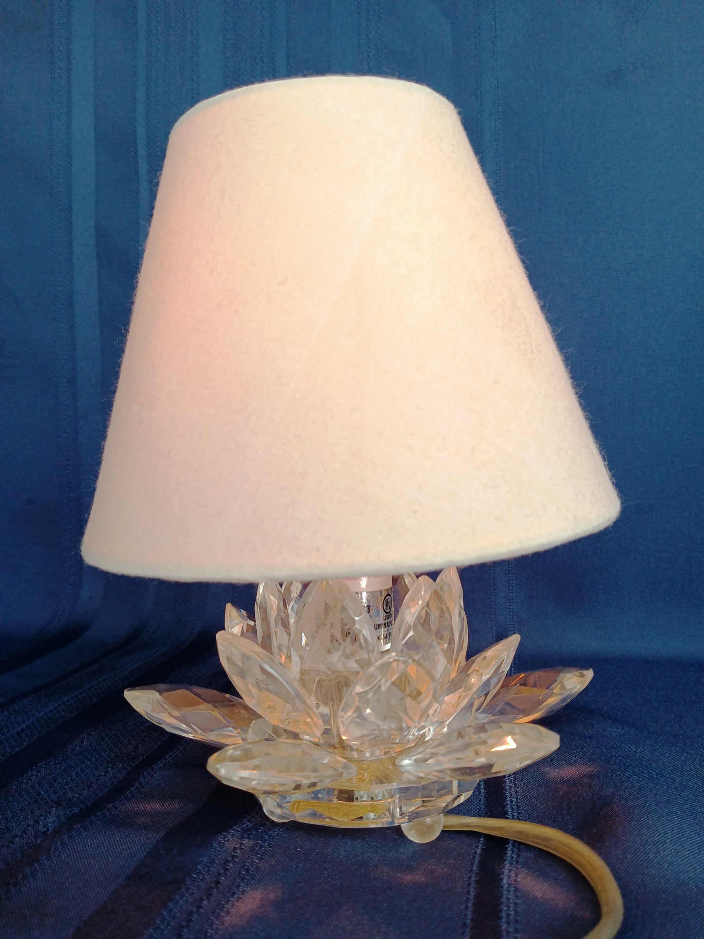 Vintage Fifth Avenue Crystal LTD Small Lamp Lotus Shaped Clear Crystal Glass w/Fabric Shade Footed In Cord Switch Elegant Table Lamp