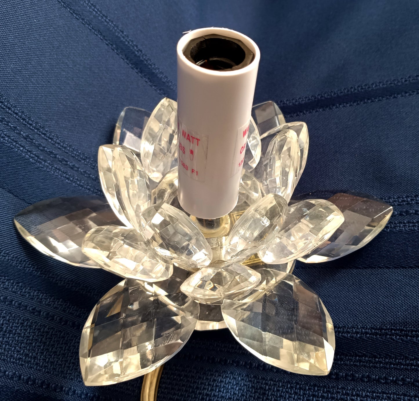 Vintage Fifth Avenue Crystal LTD Small Lamp Lotus Shaped Clear Crystal Glass w/Fabric Shade Footed In Cord Switch Elegant Table Lamp
