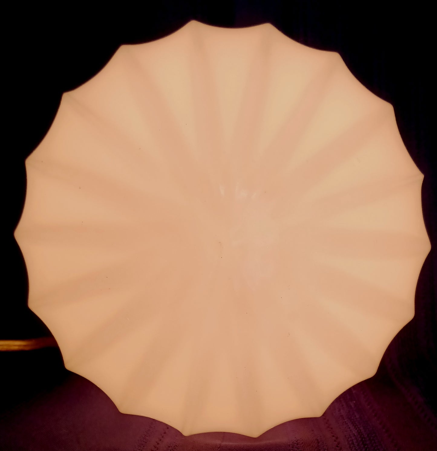 Vintage Art Deco Ribbed White Globe Heavy Glass Ball Melon Style Replacement Small Lampshade Fitter 3.25"