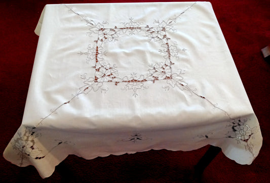 Vintage Ivory Cotton Linen Small Tablecloth Embroidered Floral Cut Work Design Machine Stitching Ecru Color Thread Large Doily 41” W x 41” L