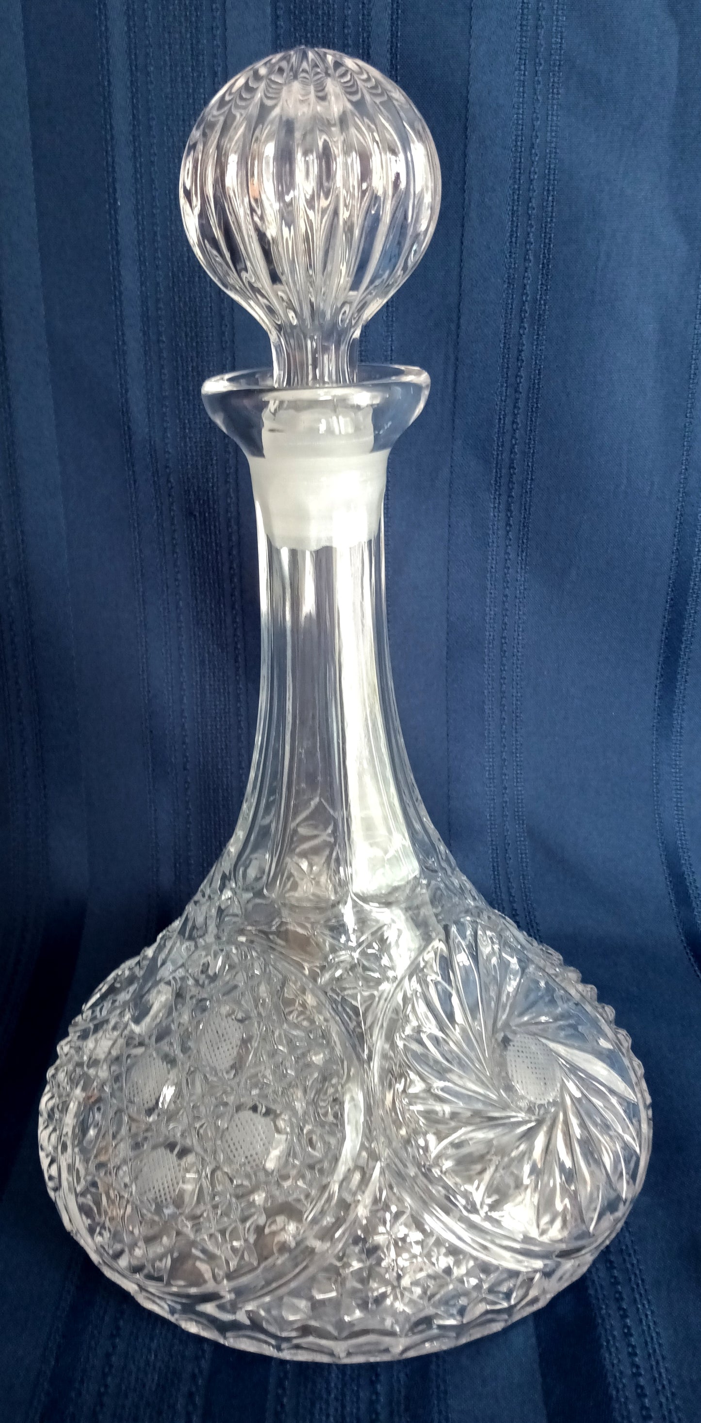 Vintage Crystal Glass Ships Captain Decanter w/Stopper Paneled Neck Whiskey Bourbon Scotch Wine Bottle Geometric Design Nautical Barware
