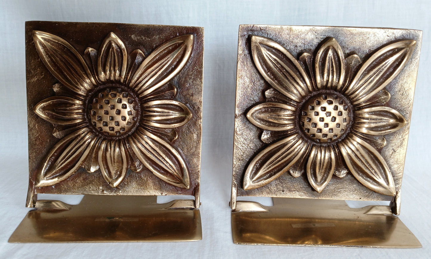 Vintage Mid Century Solid Brass Pair Bookends Hinged Folding Sunflower Design Bookends Home Office Decor