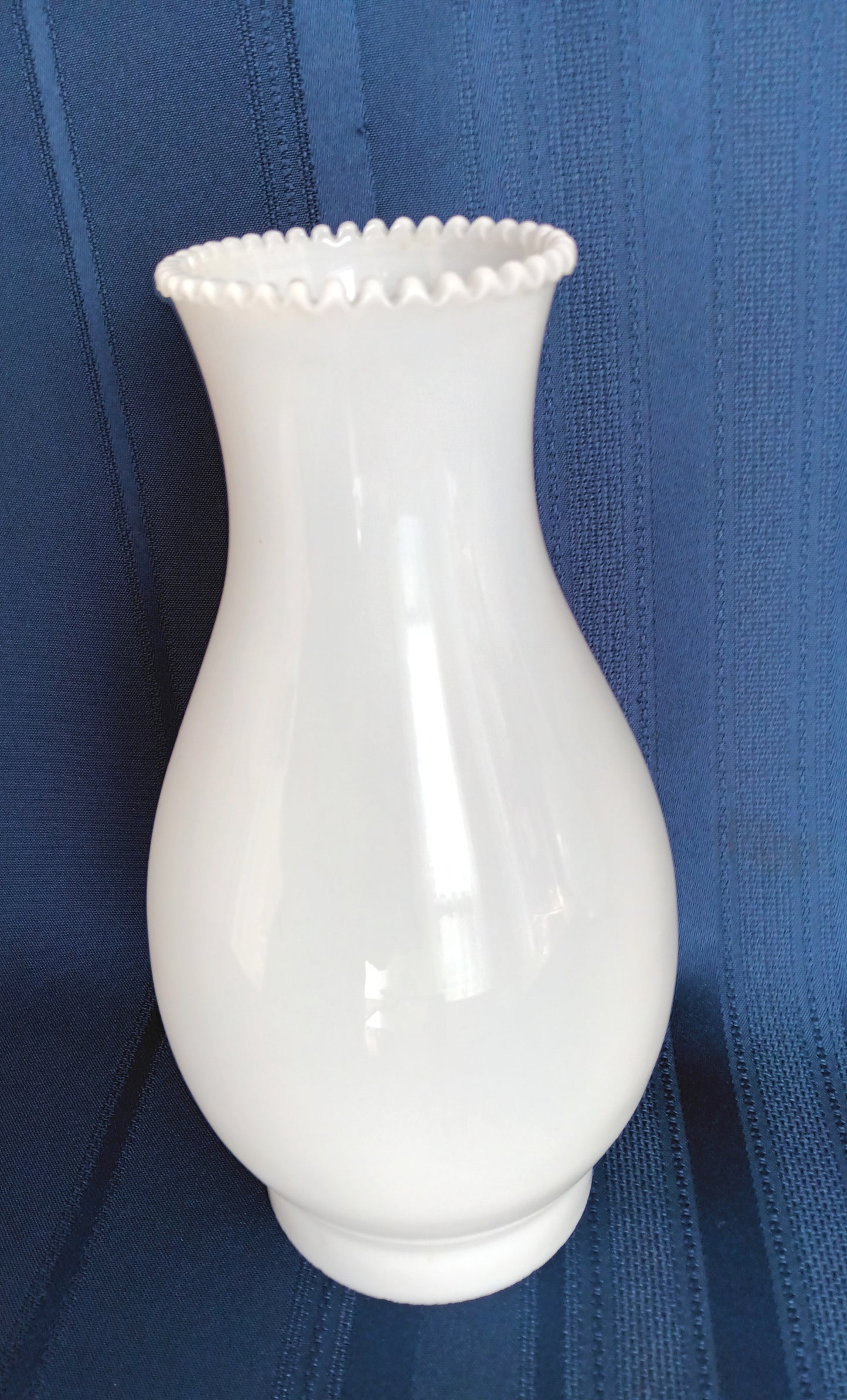Vintage Milk Glass Lampshade Replacement Hurricane Chimney GWTW Lamp Crimped Top Cover Lamp