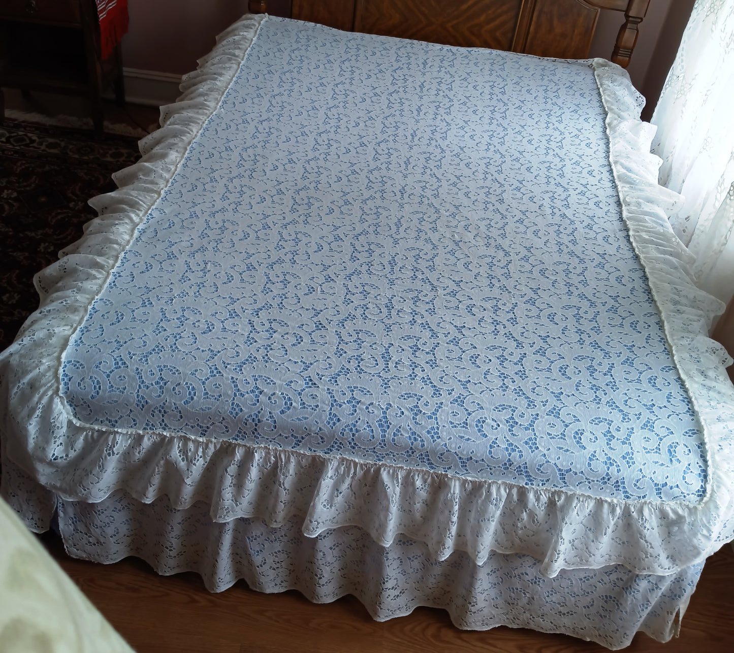 Vintage Off White Lace Bedspread Full Size Bed Cotton Cover Poster Bed 97 in x 112 in