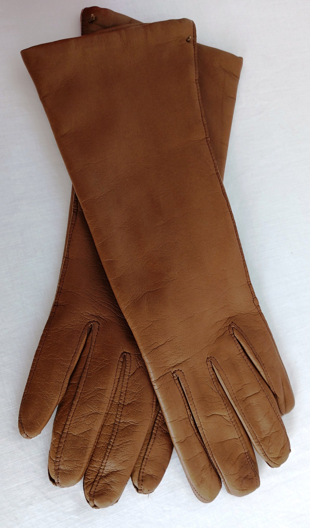 Vintage Camel Tan Color Classic Elegant Italian Genuine Leather Gloves Cashmere Lined Women Slip-on Slightly Flared Cuffs Medium Size 7