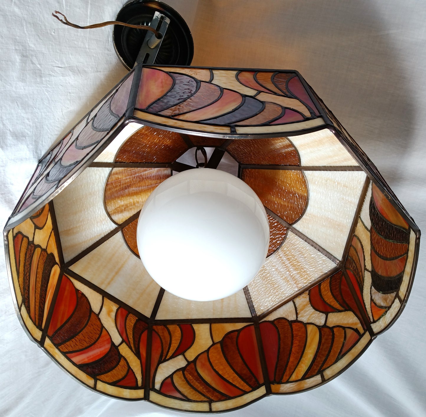 Vintage Tiffany Style Large Swag Pendant Hanging Lamp Intrigue Design Ivory Brown Amber Textured Stained Glass Slag Brass Globe Chain Canopy