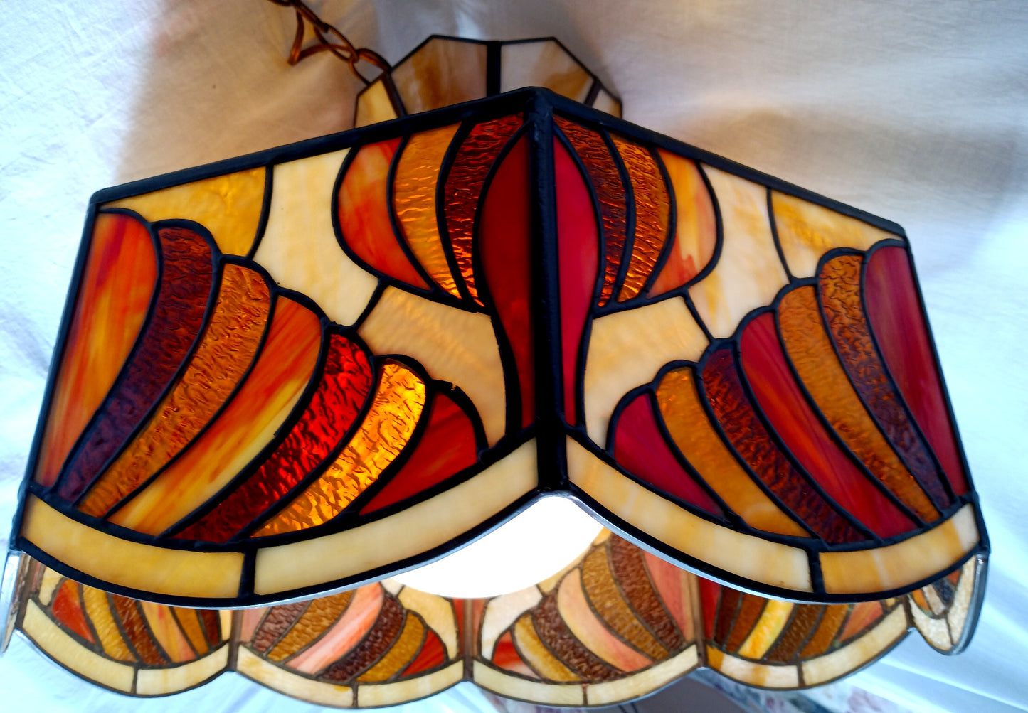 Vintage Tiffany Style Large Swag Pendant Hanging Lamp Intrigue Design Ivory Brown Amber Textured Stained Glass Slag Brass Globe Chain Canopy