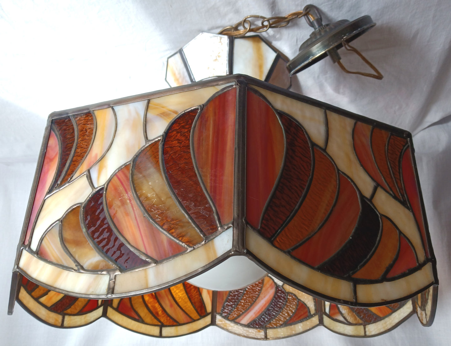 Vintage Tiffany Style Large Swag Pendant Hanging Lamp Intrigue Design Ivory Brown Amber Textured Stained Glass Slag Brass Globe Chain Canopy