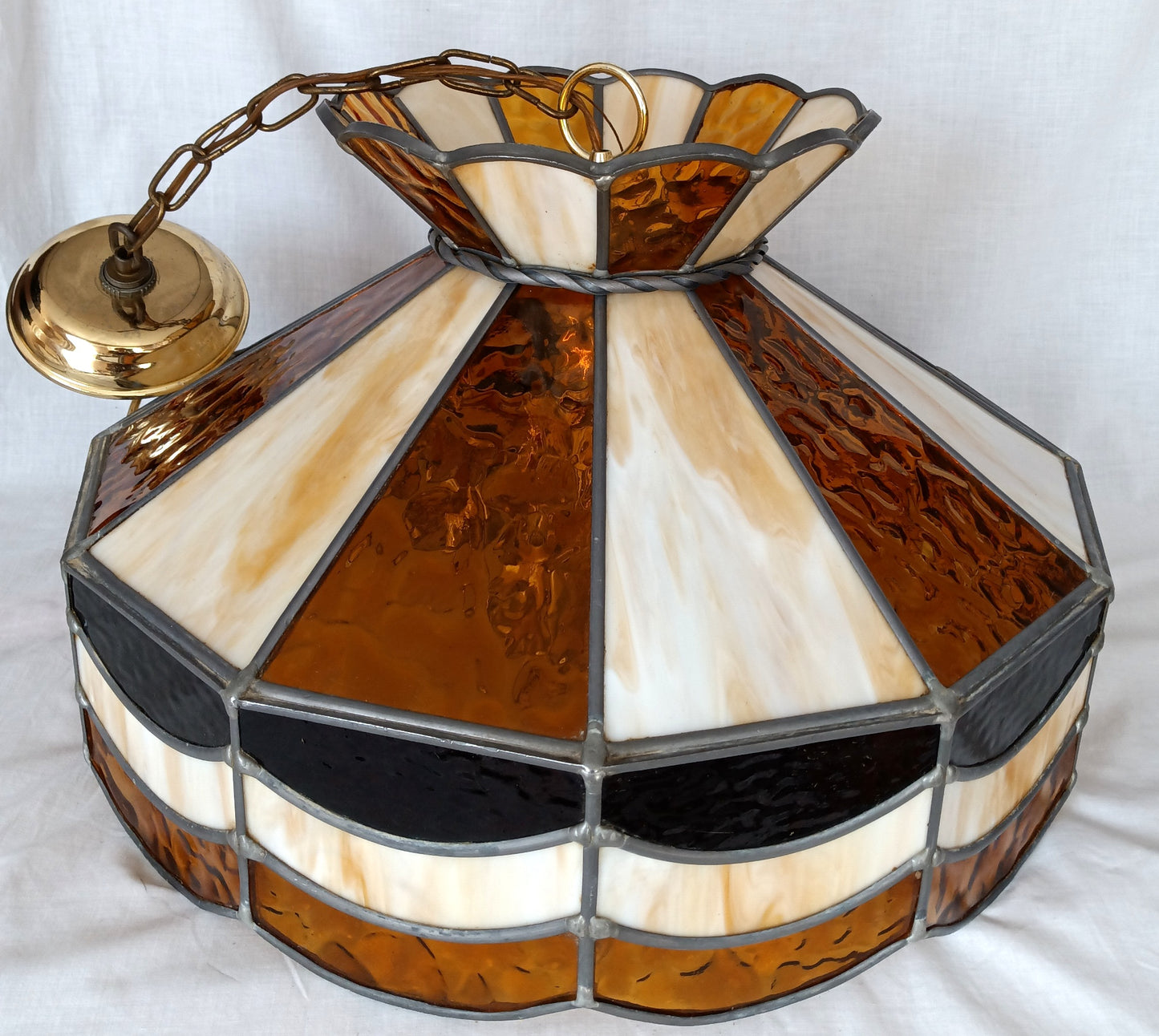 Vintage Handcrafted Large Swag Pendant Hanging Lamp Tiffany Style 4 Lights Brass Lamp Leaded Frame Ivory Amber Textured Slag Chain Canopy