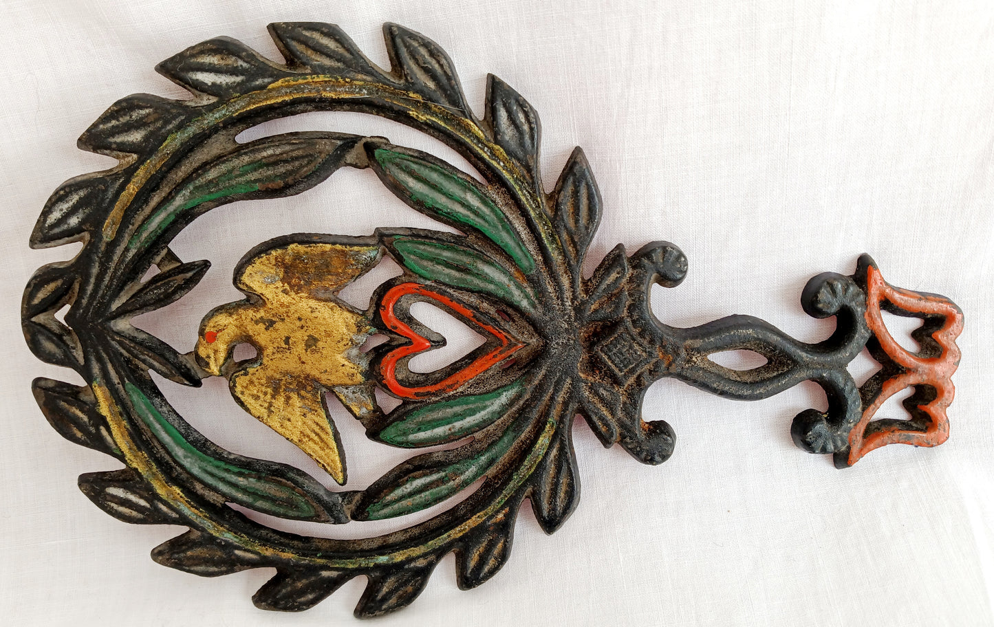 Vintage Black Cast Iron Trivet Gold Eagle on Red Heart Laurel Leaves Footed Double Heart Design Handle Potholder Painted Trivet Country
