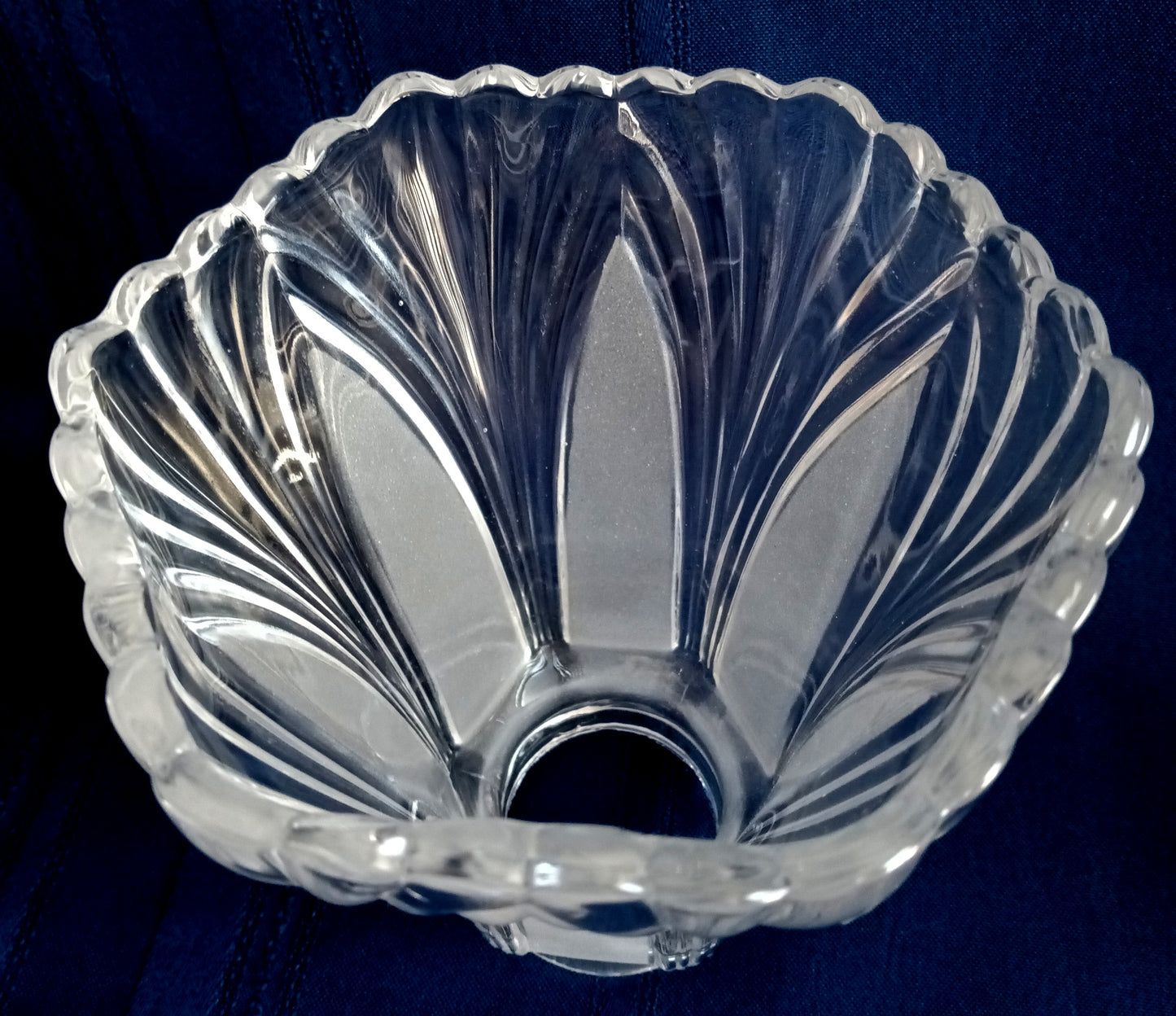 VTG Minka Lampshade Clear Panels Frosted Glass Bell Shape Scalloped Top Vanity Ceiling Fan Chandelier Replacement Light Cover 2.25" Fitter