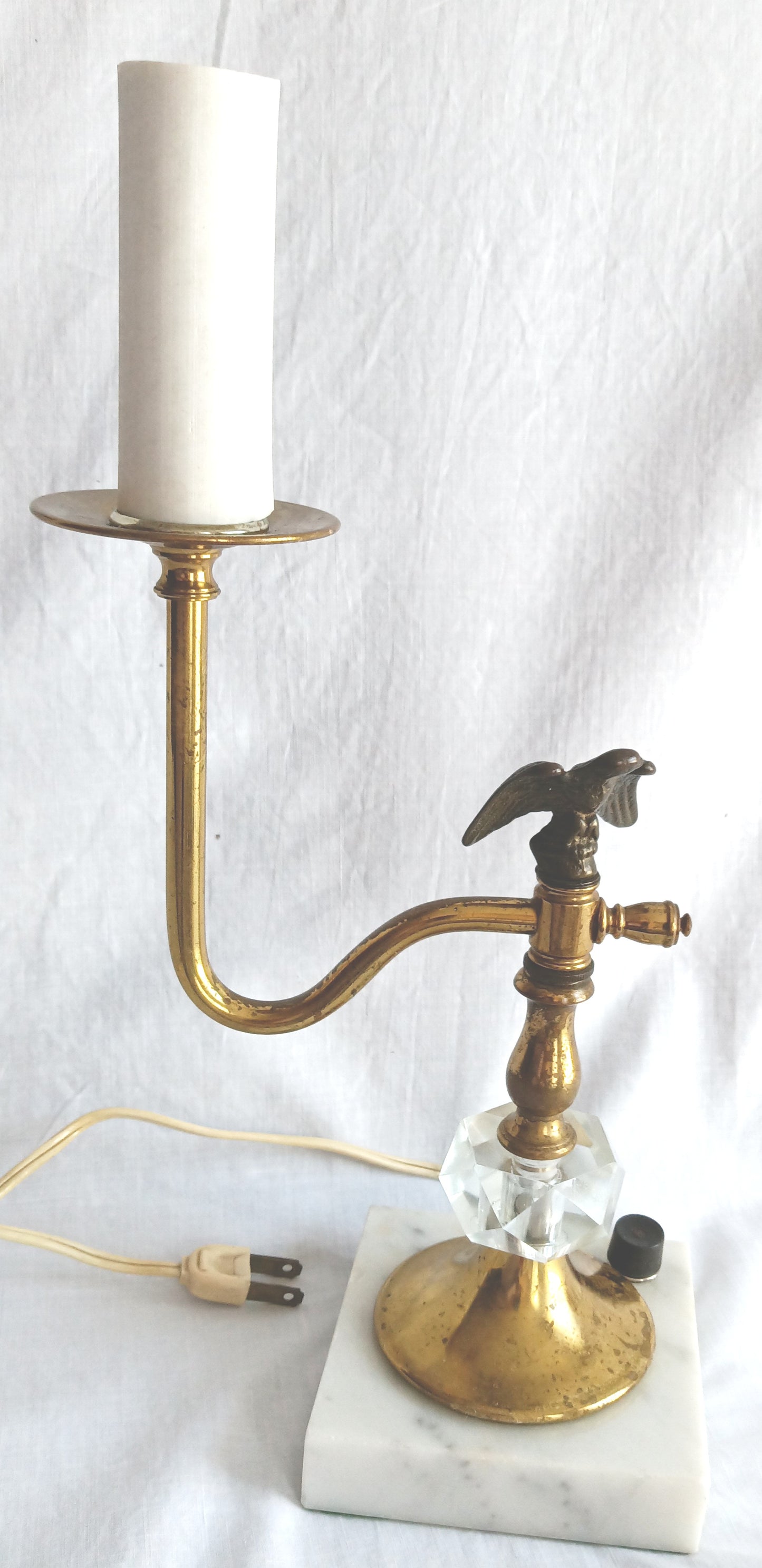 Vintage Brass Pressed Glass Marble Base Table Lamp Eagle Figurine One Arm Candlestick American Classic Federal Style Desk Lamp
