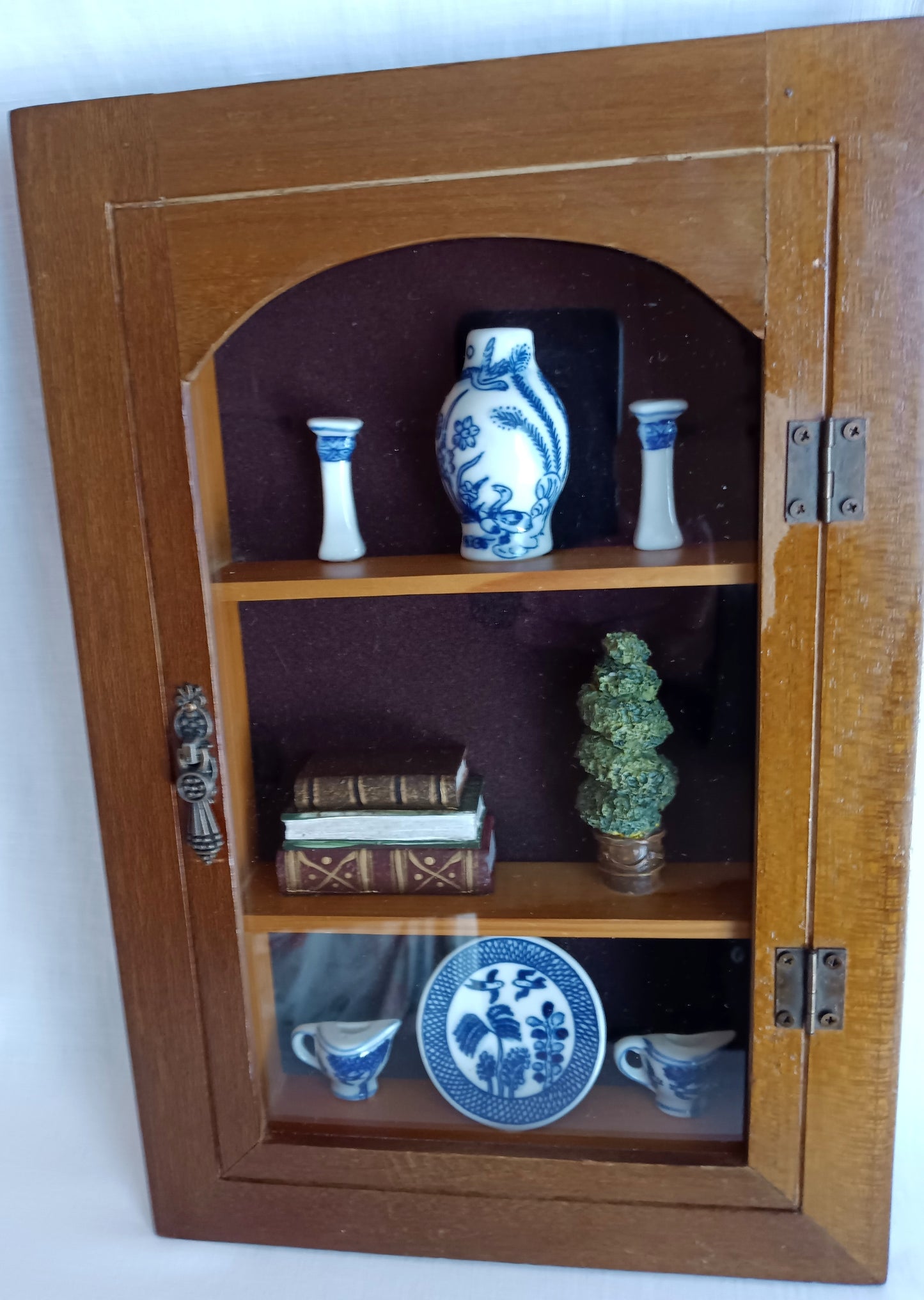 Vintage Oriental Shadow Box Miniatures Blue Willow Design White Porcelain Ceramic Books Juniper Spiral Topiary 3 Tier Wood Box Fake Door w/Glass