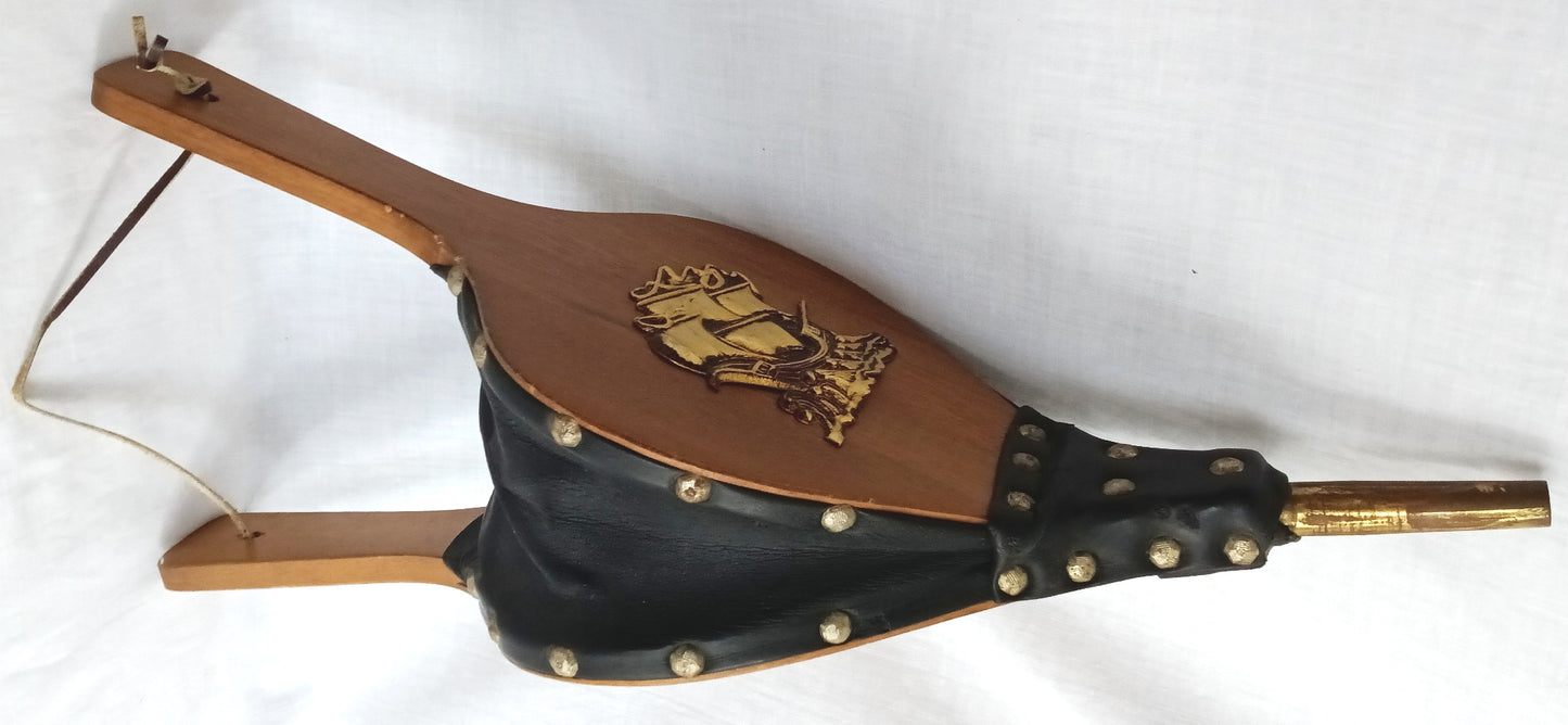 Vintage Solid Wood Real Leather Fireplace Bellows Brass Sailboat Design Blower Air Mantels Fireplace Accessories Nautical Decor