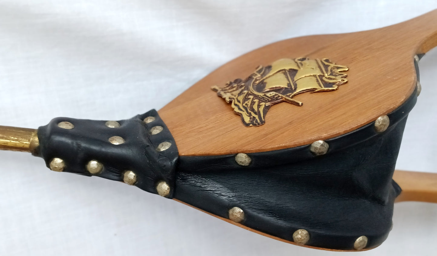 Vintage Solid Wood Real Leather Fireplace Bellows Brass Sailboat Design Blower Air Mantels Fireplace Accessories Nautical Decor
