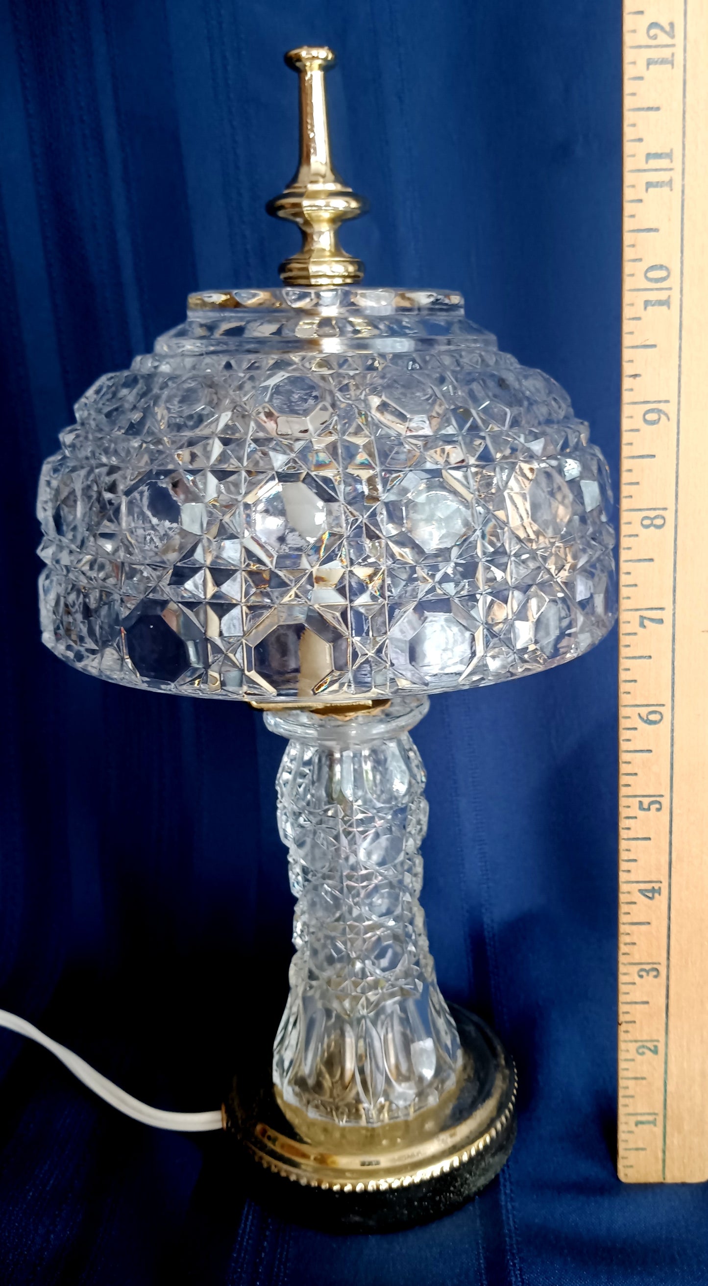 Vintage 24% Lead Crystal Glass Small Lamp w/Shade Geometric Design in Cord Switch Brass Finial Accent Table Lamp 12” H