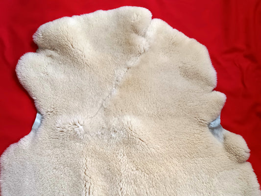 Vintage Ivory Natural Sheepskin Pad Cover Bed or Chair Soothing Stress Relief Sensitive Skin