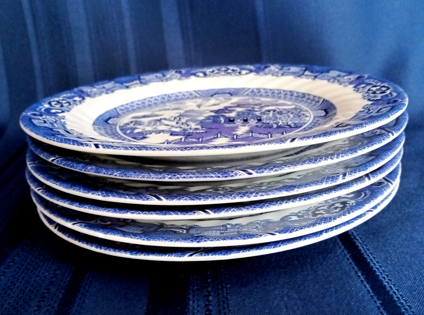 Vintage Set of 6 Royal Cuthbertson Blue Willow China Dinner Plates Dishwasher Microwave Safe Dinnerware Stain Resistant Mint Condition