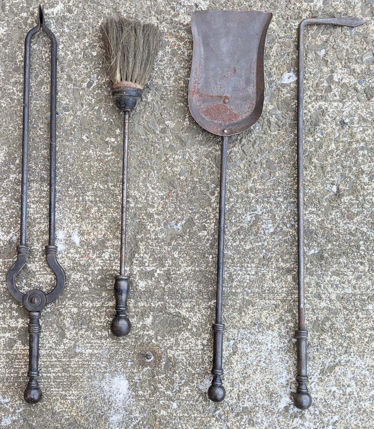 4pc Set Vintage Old Bradley & Hubbard Iron Metal Steel Fireplace Tools Poker Shovel Tongs Stand Holder Set