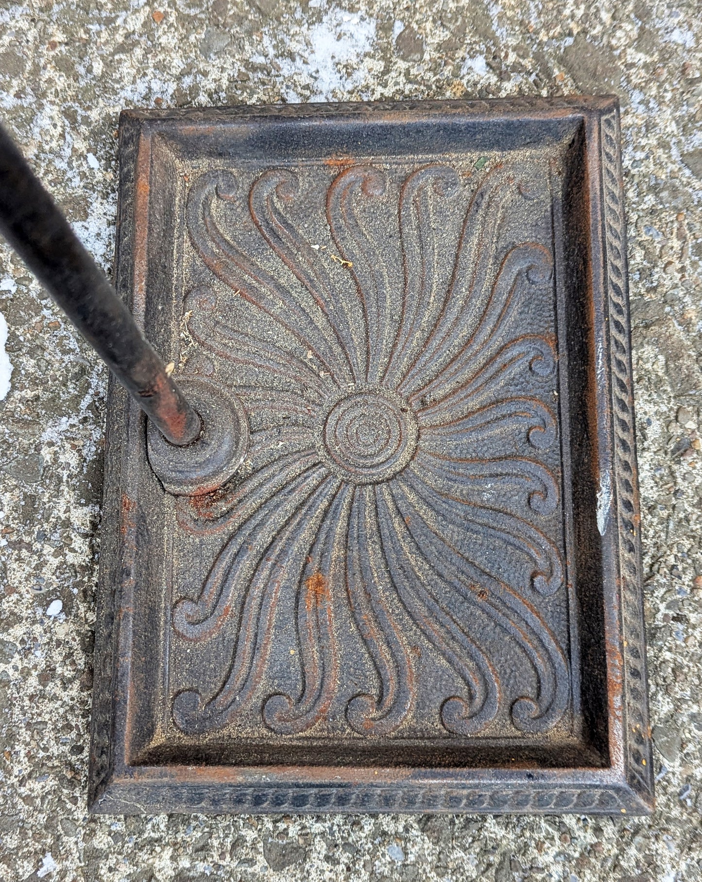 4pc Set Vintage Old Bradley & Hubbard Iron Metal Steel Fireplace Tools Poker Shovel Tongs Stand Holder Set