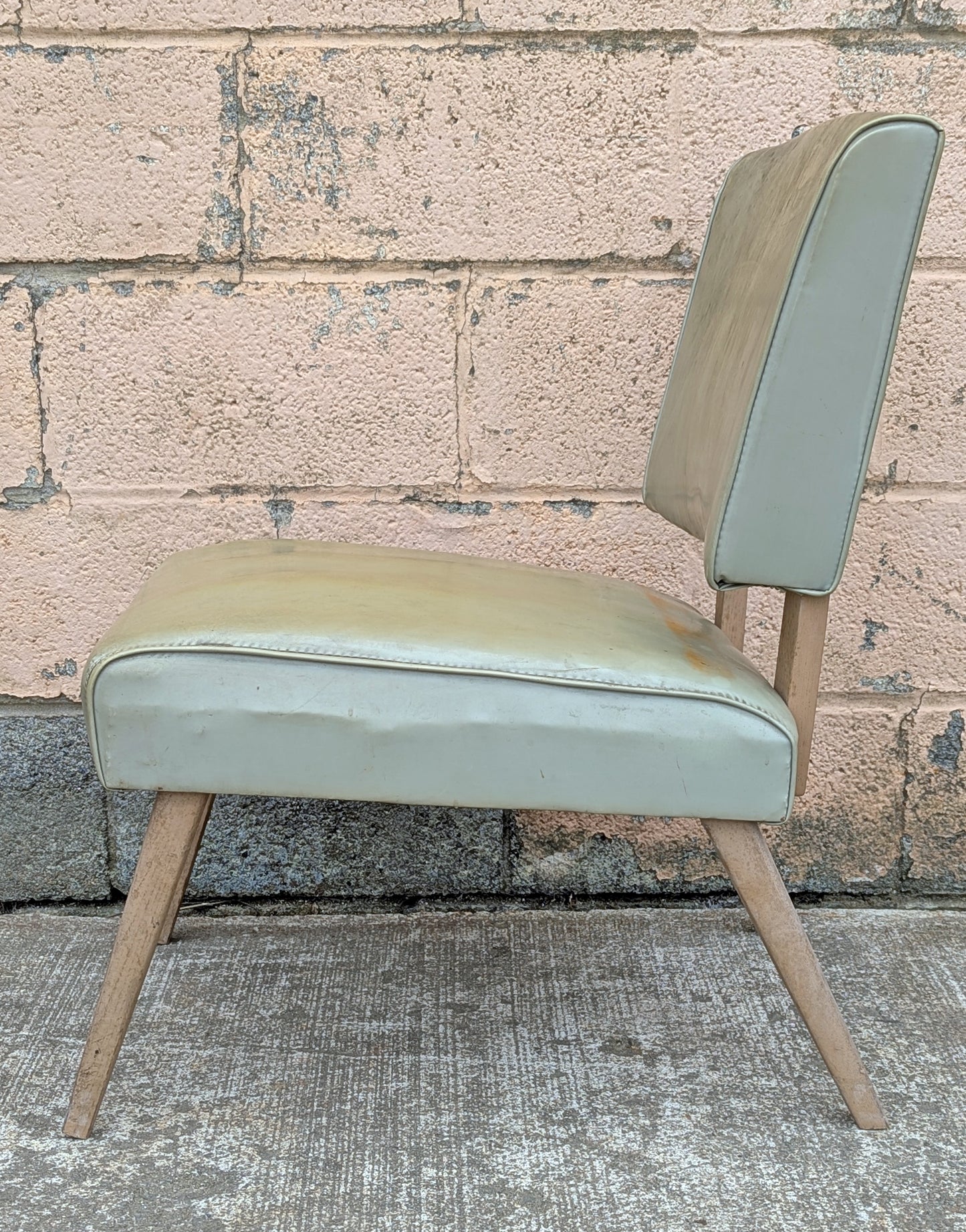 Antique Vintage Mid-Century Modern SOLID Oak Wood Wooden Side Dining Lounge Accent Chair Upholstered Vinyl Fabric Seat
