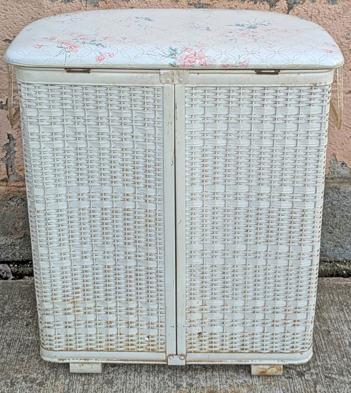 Vintage Antique Old Reclaimed Salvaged Pearl Wick Retro Mid Century Modern Laundry Clothes Clothing Hamper Storage Chest Bin Can