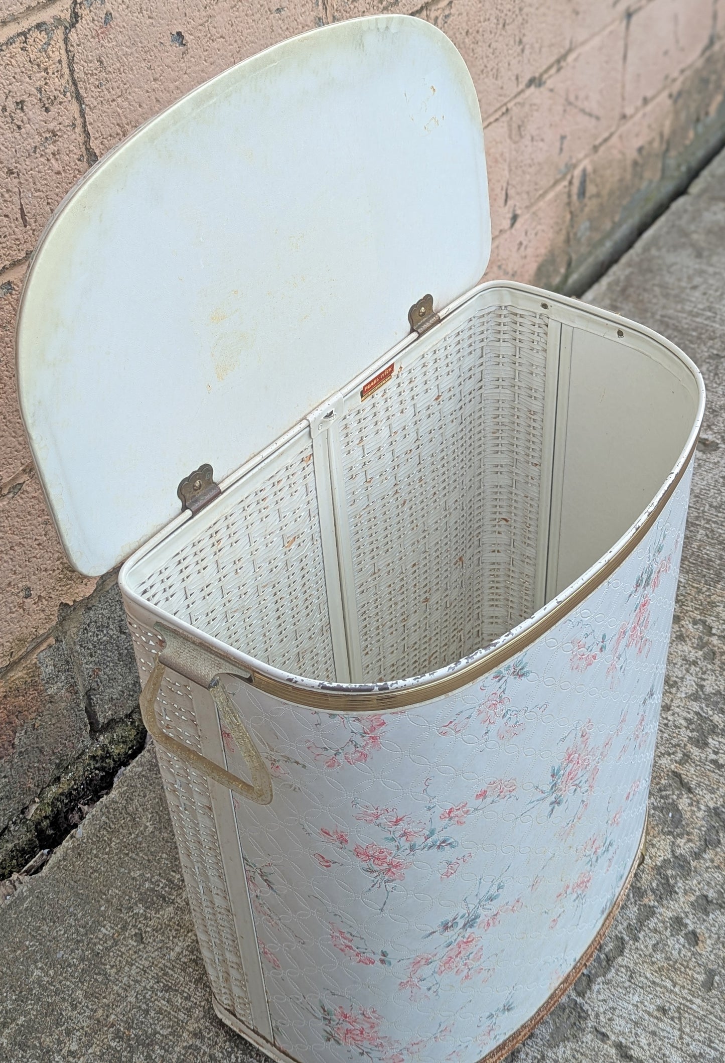 Vintage Antique Old Reclaimed Salvaged Pearl Wick Retro Mid Century Modern Laundry Clothes Clothing Hamper Storage Chest Bin Can