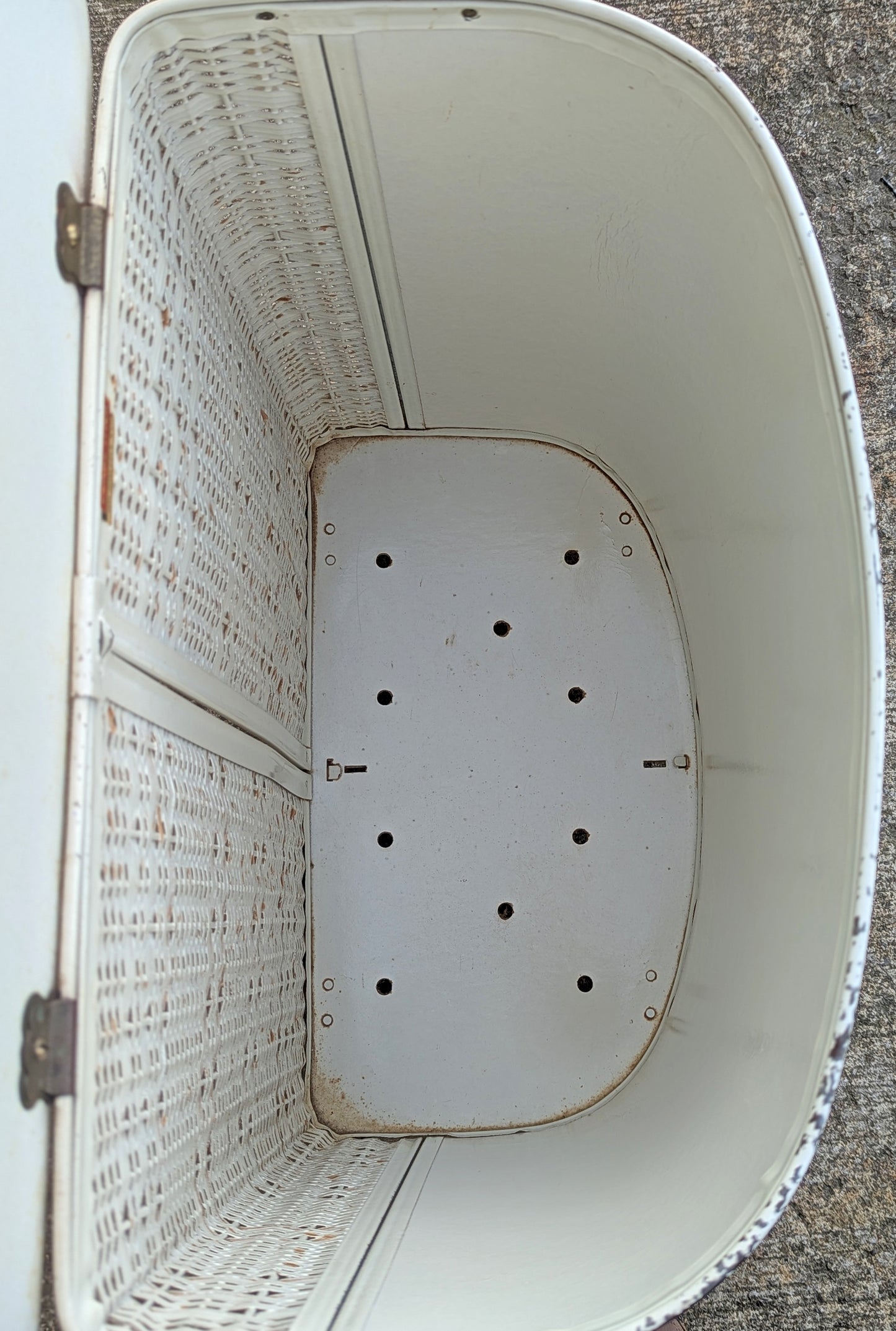 Vintage Antique Old Reclaimed Salvaged Pearl Wick Retro Mid Century Modern Laundry Clothes Clothing Hamper Storage Chest Bin Can