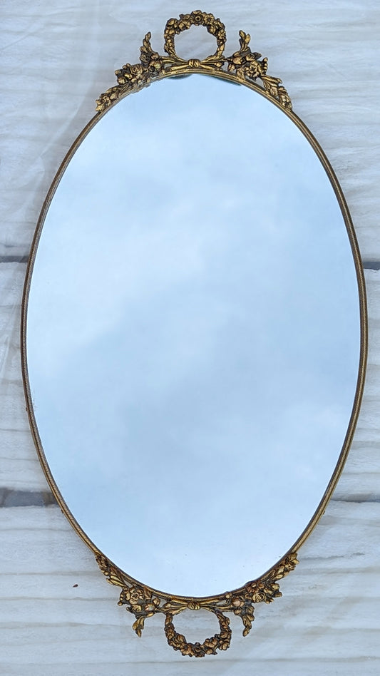 25"H Vintage Antique Old Brass Metal Hollywood Regency Neo Classical Distressed Style Ornate Decorative Carved Decor Wall Oval Mirror Glass