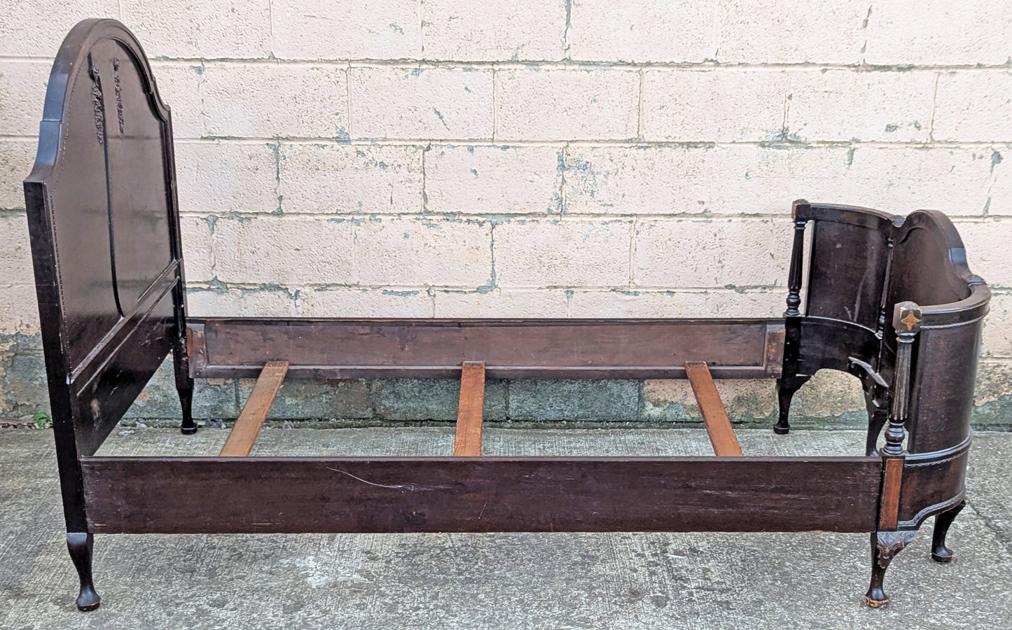 Antique Old Victorian Reclaimed Salvaged SOLID Walnut Wood Wooden Curved Bowed Twin Size Bed Frames Head Foot Board Set