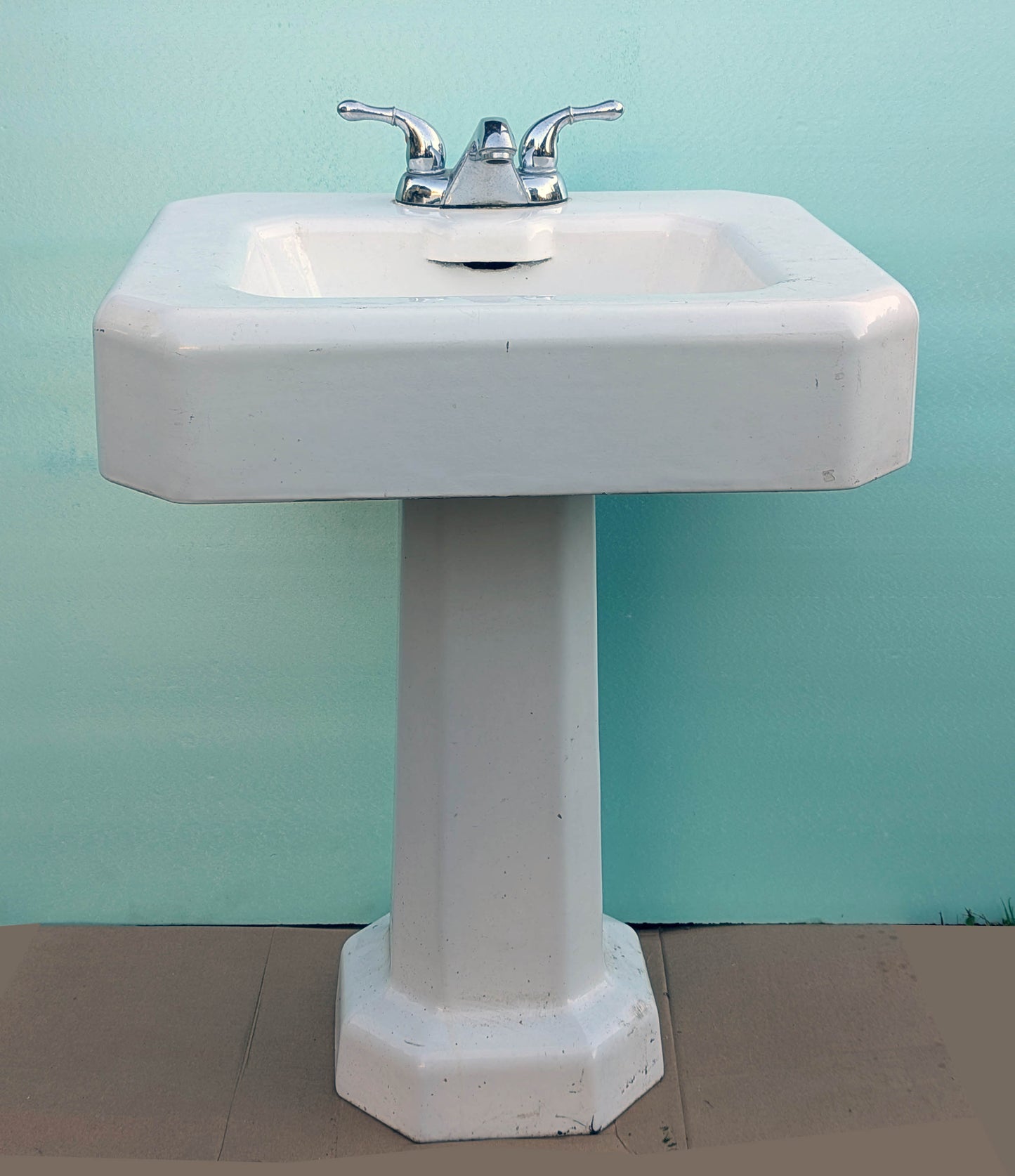 31"H Antique Vintage Old Salvaged Reclaimed 1932 White Porcelain Cast Iron Pedestal Bathroom Sink Art Deco Style