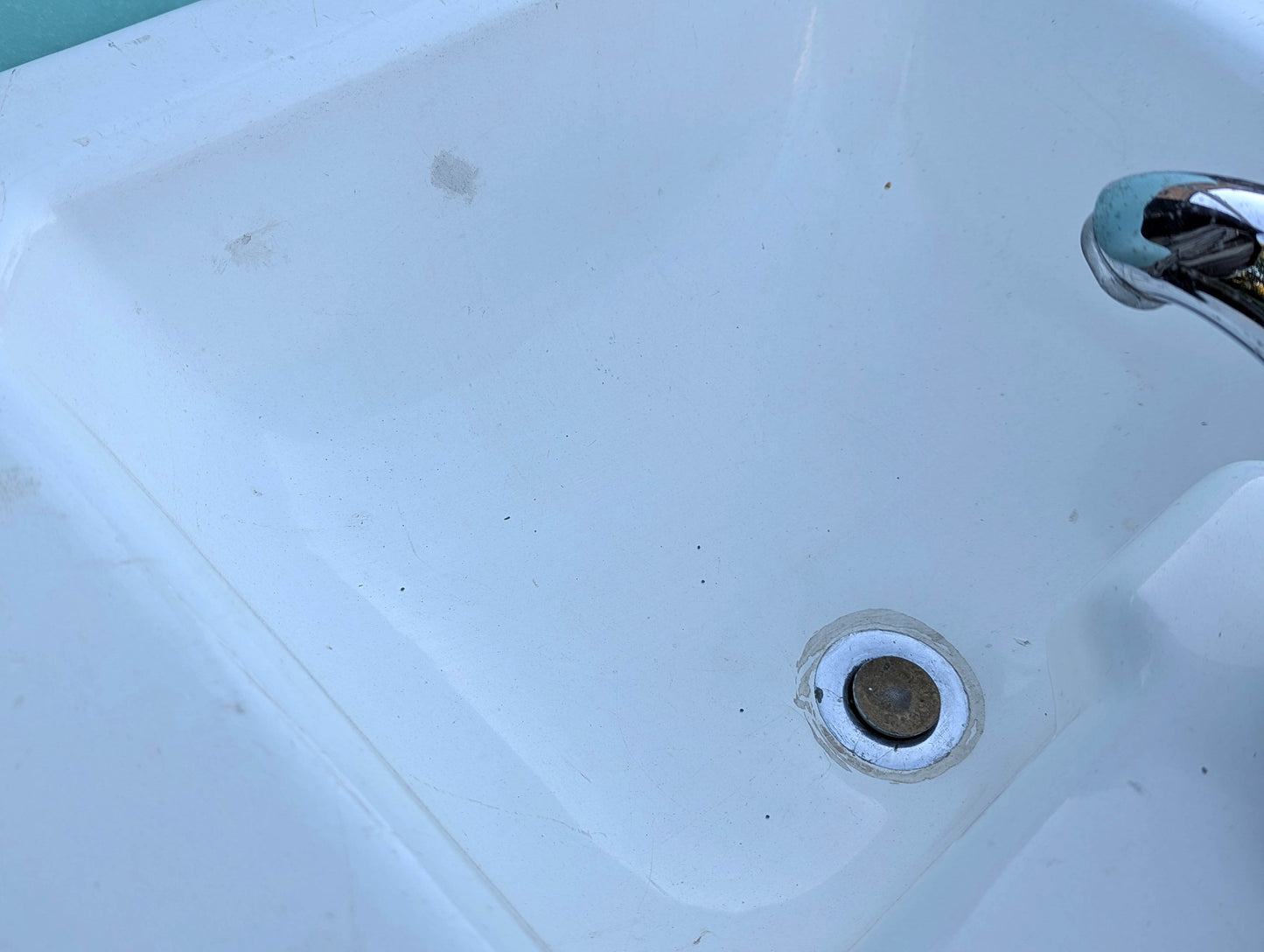 31"H Antique Vintage Old Salvaged Reclaimed 1932 White Porcelain Cast Iron Pedestal Bathroom Sink Art Deco Style
