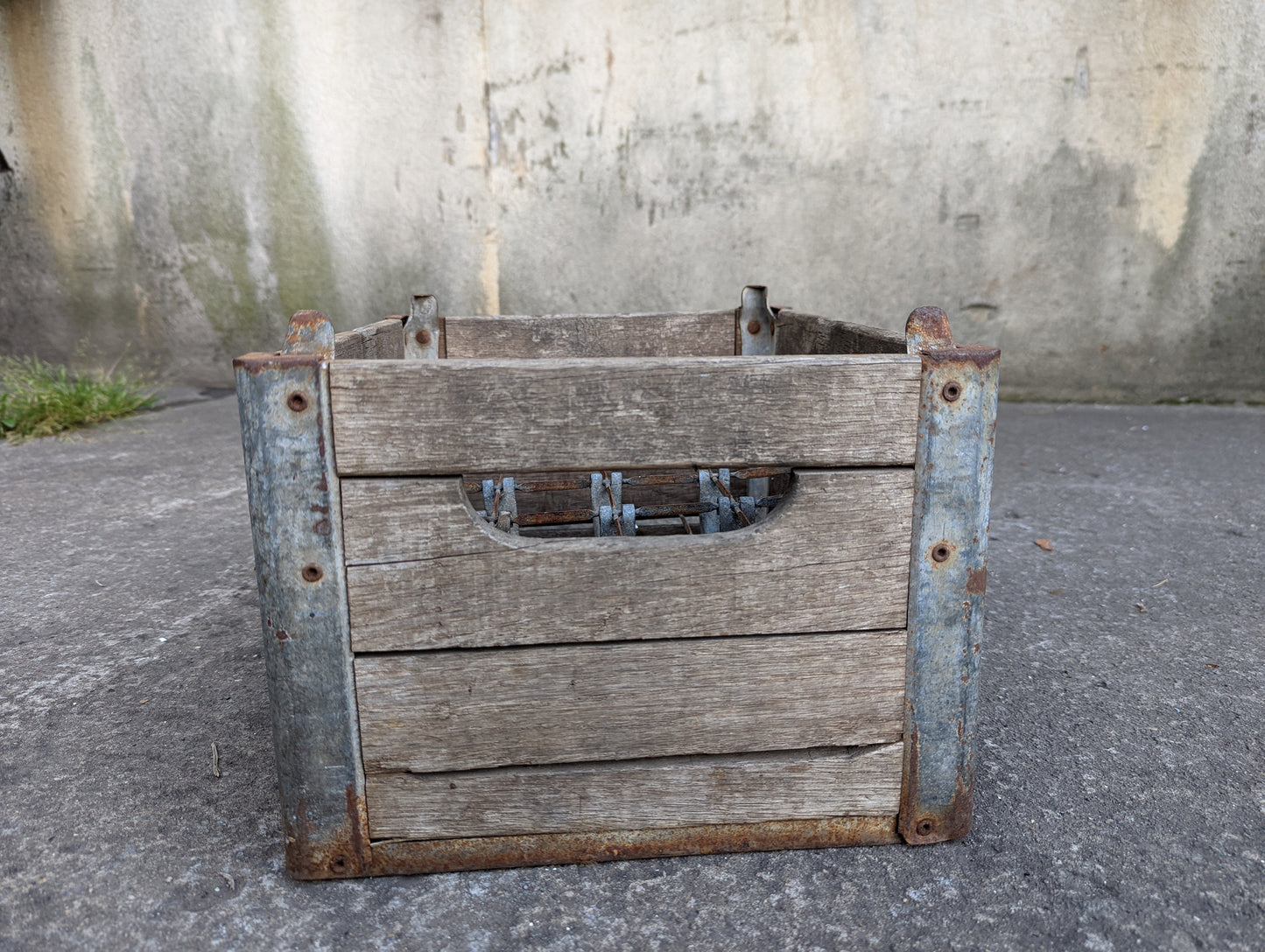 Antique Vintage Old Primitive Distressed Wood Wooden Metal "Orchard Farm Dairy" Dallas PA Pennsylvania Milk Crate Box Bin Storage Decor