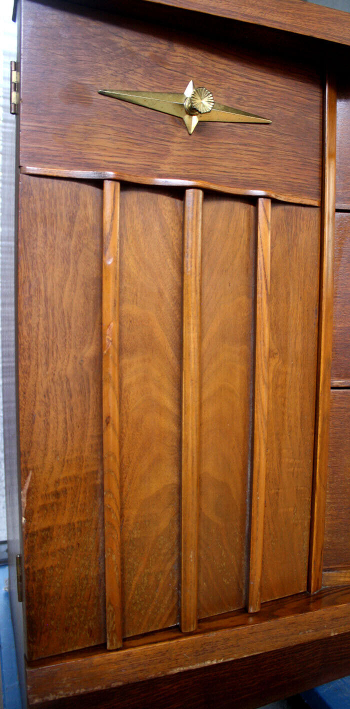 Vintage Antique Old Reclaimed Salvaged China Curio Cabinet Server Buffet Breakfront Wood 2 Glass Doors