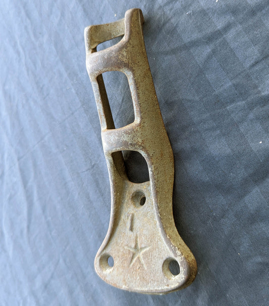 6" Vintage Antique Old Cast Iron Steel American Flag Pole Holder Bracket Wall Porch Fence Mount