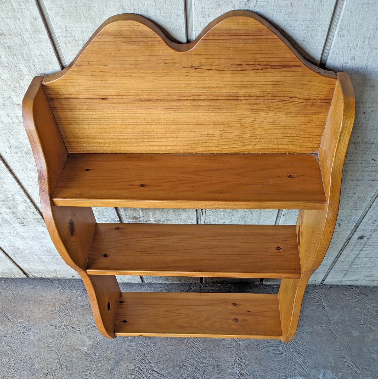 37"H Vintage Old SOLID Pine Wood Wooden Corner Wall Shelf Shelves Shelving Curved 3 Tier