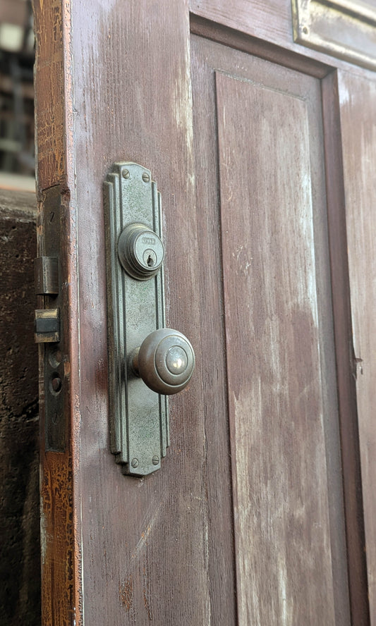 Antique Vintage Old Art Deco YALE Salvaged Reclaimed Exterior Entry Entrance Door Set SOLID Brass Knob Plate Lock Lockset
