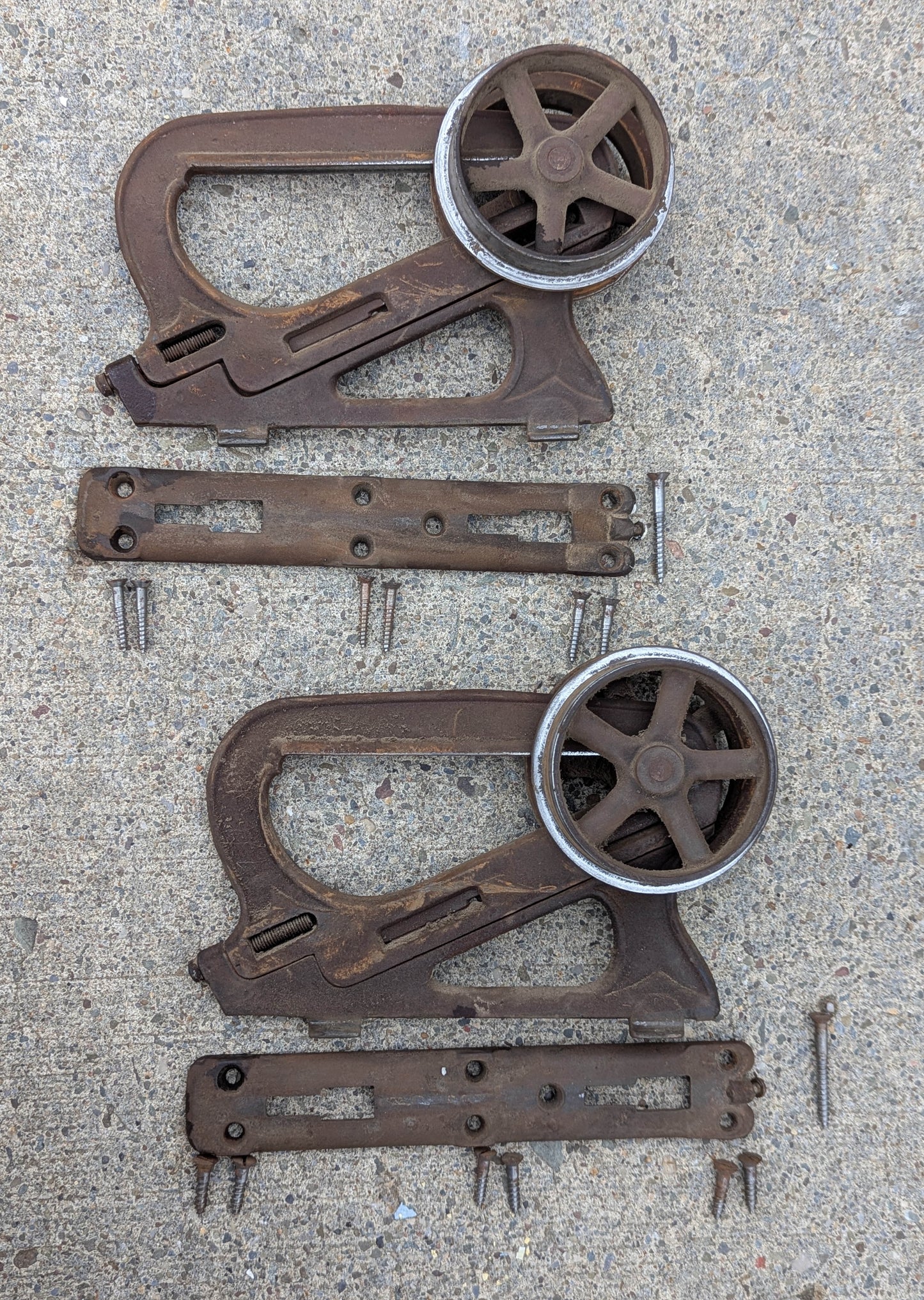 Antique Vintage Old Reclaimed Salvaged Barn Sliding Pocket Door Roller Bearing Trolley Door Hangers Hardware
