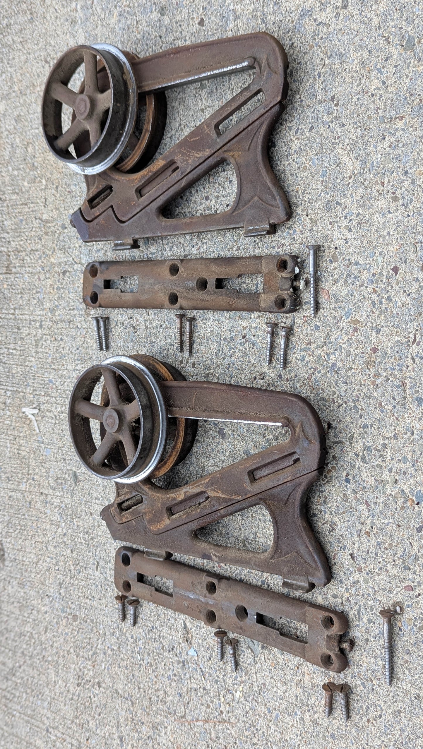 Antique Vintage Old Reclaimed Salvaged Barn Sliding Pocket Door Roller Bearing Trolley Door Hangers Hardware