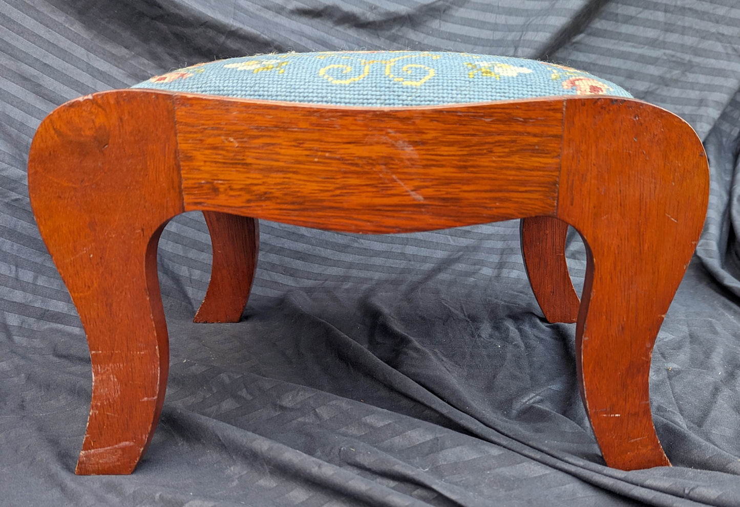 Antique Vintage Old Victorian SOLID Wood Wooden Kneeling Bench Foot Stool Ottoman Stand Floral Blue Fabric Needlepoint Design