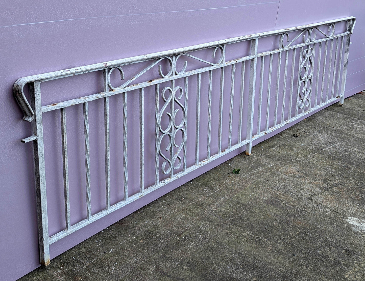 134"W Antique Vintage Old Salvaged Reclaimed Steel Wrought Iron Metal Handrail Porch Balcony Interior Exterior Garden Railing