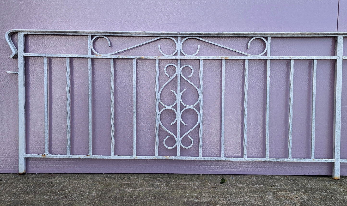 134"W Antique Vintage Old Salvaged Reclaimed Steel Wrought Iron Metal Handrail Porch Balcony Interior Exterior Garden Railing