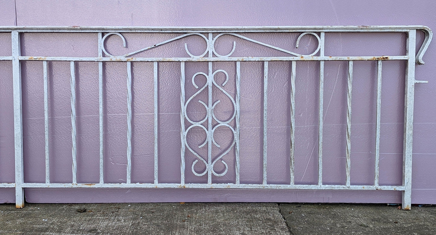 134"W Antique Vintage Old Salvaged Reclaimed Steel Wrought Iron Metal Handrail Porch Balcony Interior Exterior Garden Railing