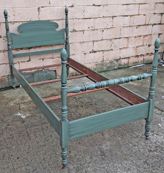 Antique Vintage Old Reclaimed Salvaged DISTRESSED Victorian Style SOLID Wood Wooden Size Poster Bed Frame Head Foot Board