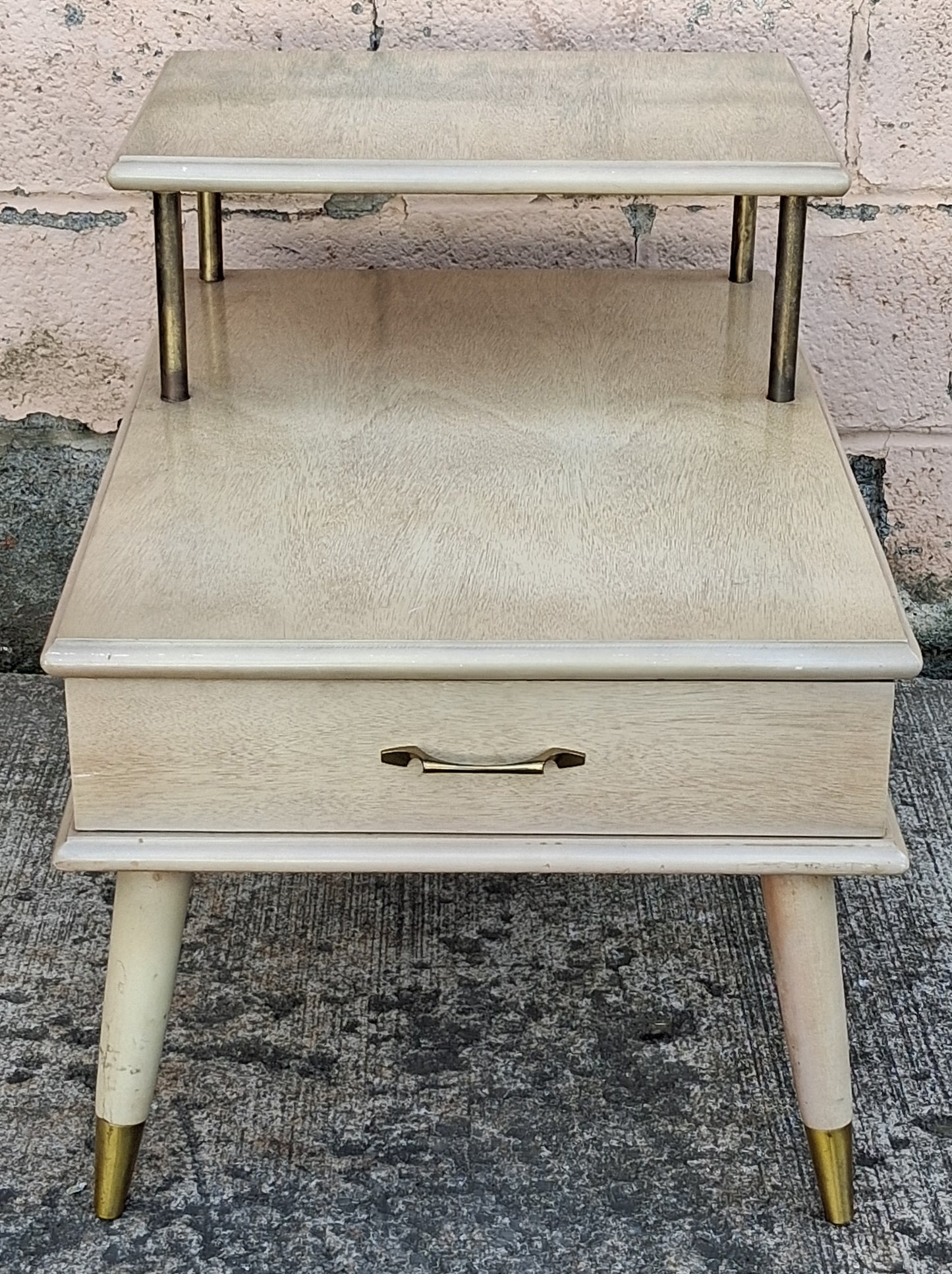 Vintage Antique Old Reclaimed Salvaged Art Deco Mid Century MCM Blonde Mahogany Wooden Brass Metal Tiered End Side Accent Table Nightstand