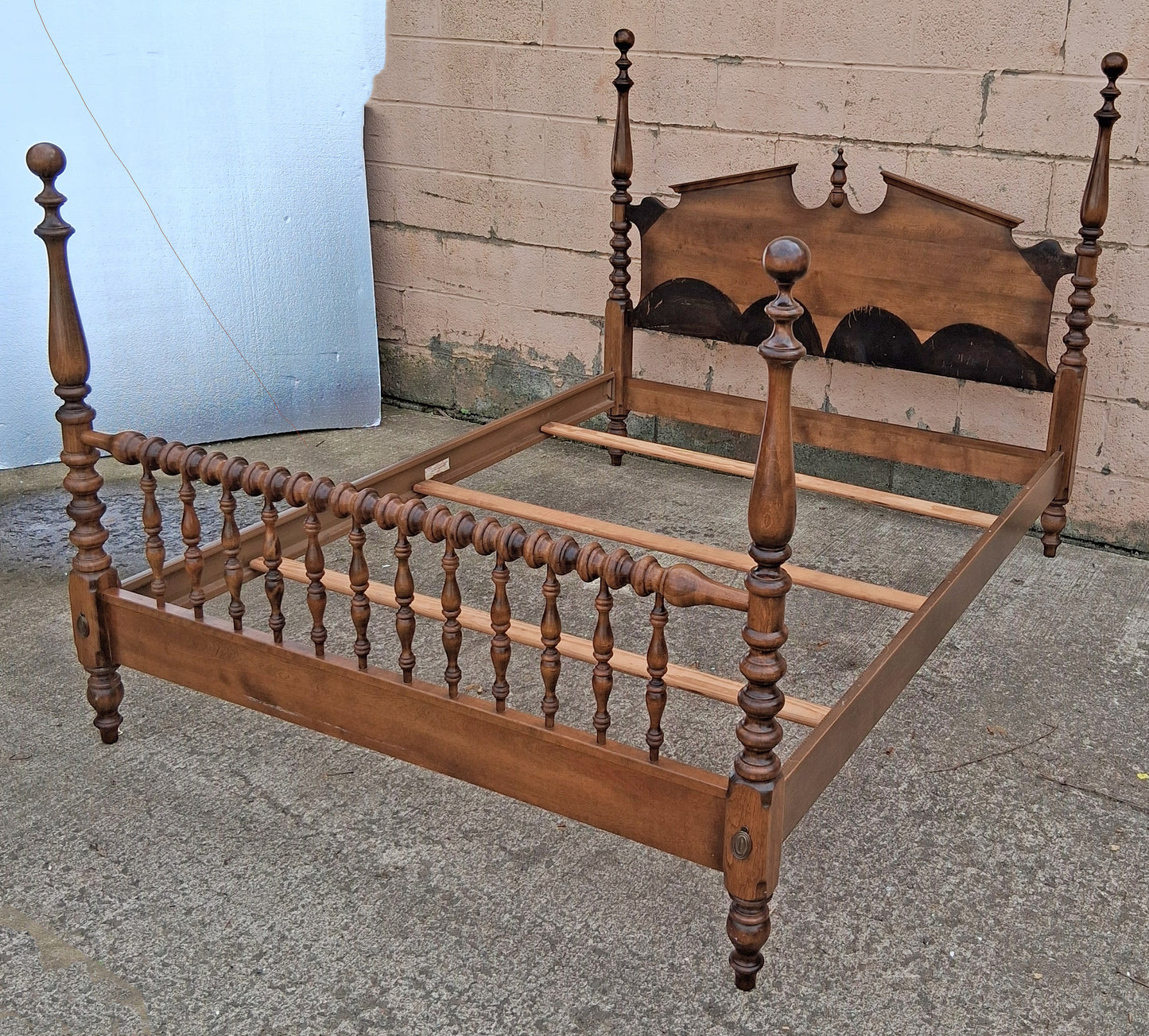 Vintage Antique Old Reclaimed Salvaged Ethan Allen Colonial Style SOLID Birch Wood Wooden Full Sized Poster Spool Bed Frame Head Foot Board